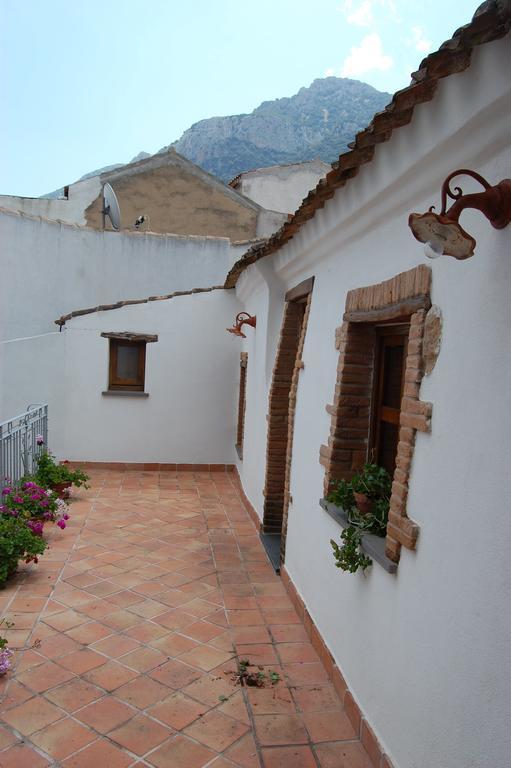 Rifugio Di Galte Bed and Breakfast Galtellì Exteriör bild