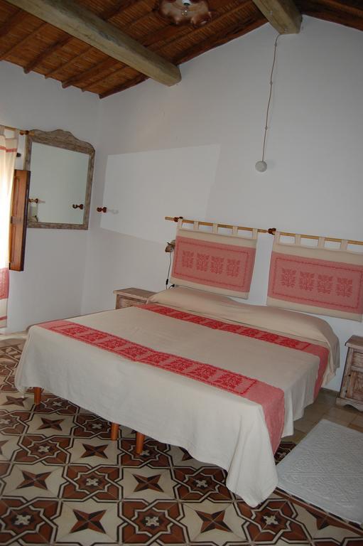 Rifugio Di Galte Bed and Breakfast Galtellì Rum bild